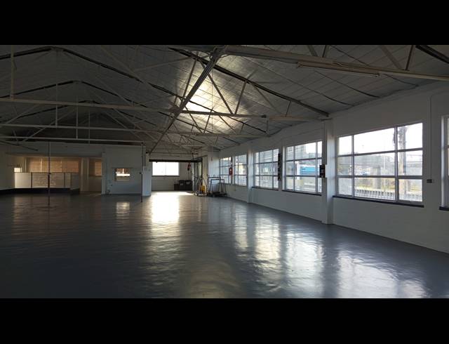 844M² FACTORY TO LET IN MAITLAND